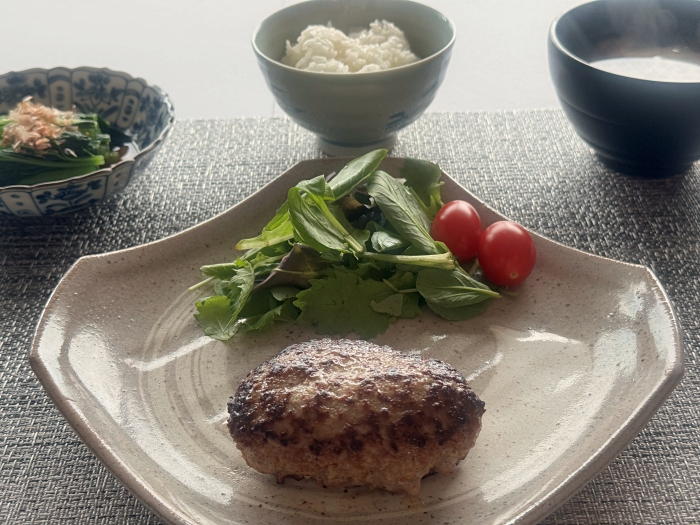 あか牛ハンバーグ